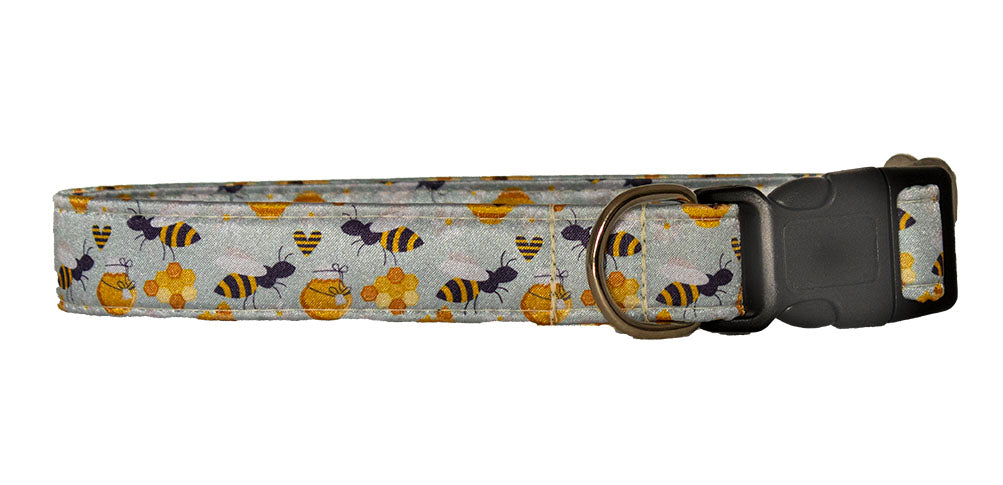 Bees On Grey Satin Buckle Collar